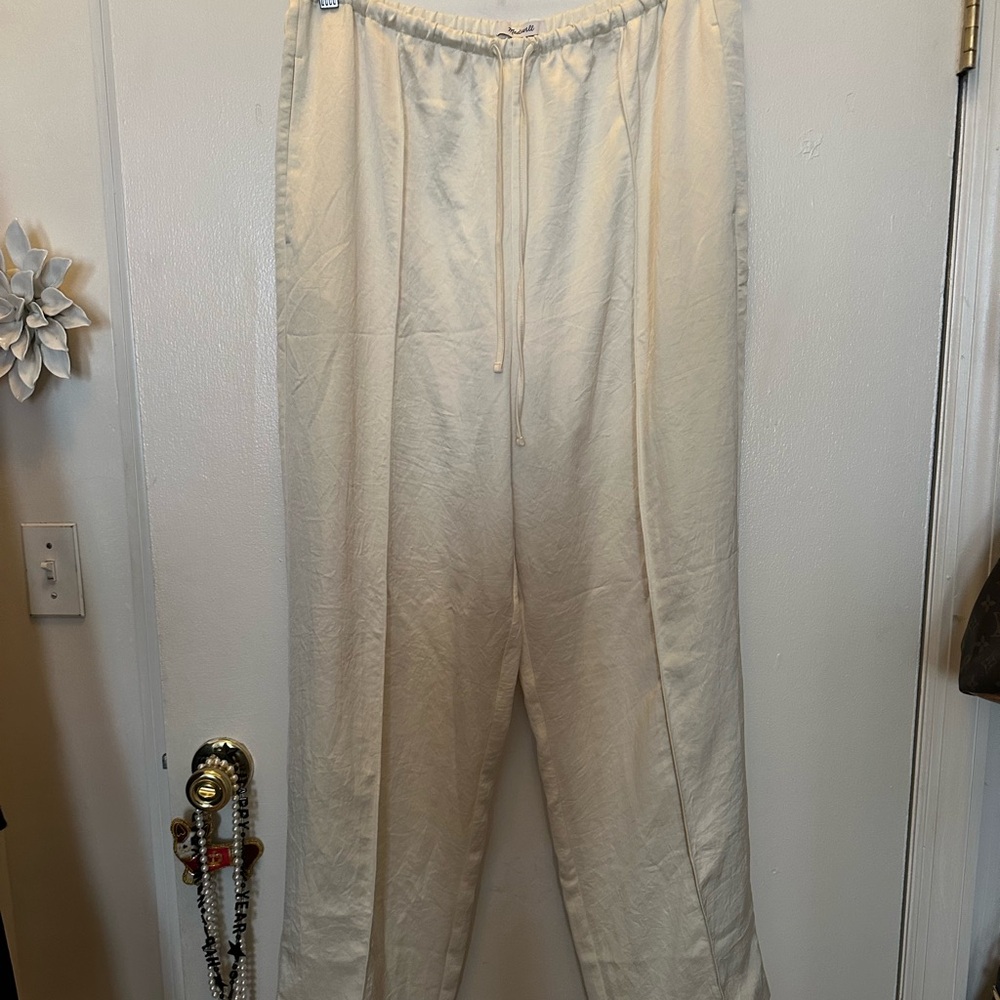 Butter yellow satin Pants